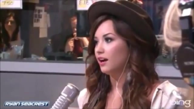 Demi Lovato\'s Interview with Ryan Seacrest -Skyscraper premier [Full] 0850