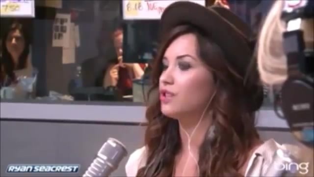 Demi Lovato\'s Interview with Ryan Seacrest -Skyscraper premier [Full] 0854