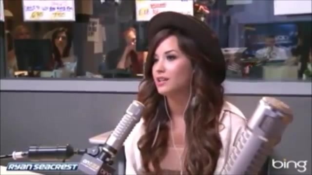 Demi Lovato\'s Interview with Ryan Seacrest -Skyscraper premier [Full] 2084