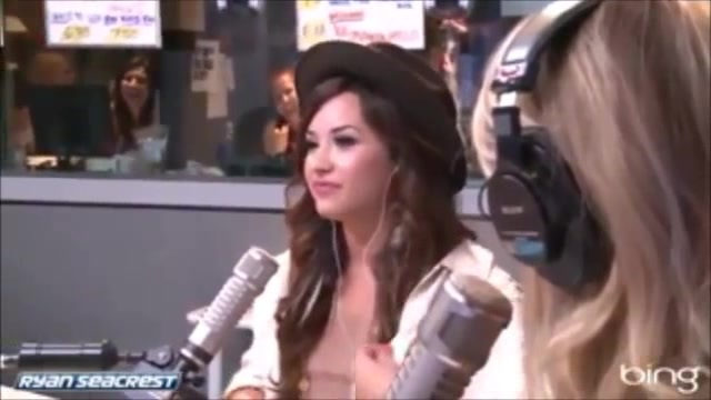 Demi Lovato\'s Interview with Ryan Seacrest -Skyscraper premier [Full] 1670