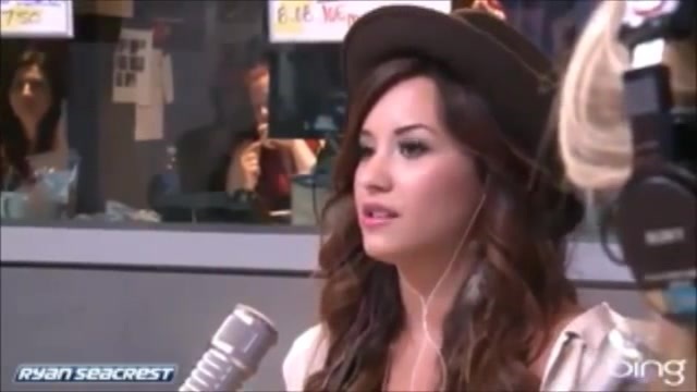 Demi Lovato\'s Interview with Ryan Seacrest -Skyscraper premier [Full] 0856