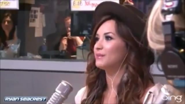 Demi Lovato\'s Interview with Ryan Seacrest -Skyscraper premier [Full] 0861