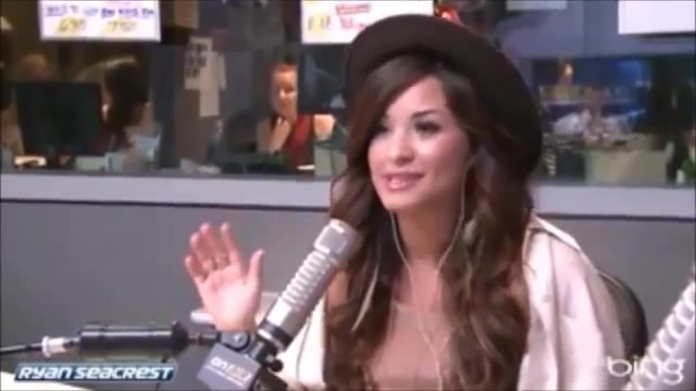 Demi Lovato\'s Interview with Ryan Seacrest -Skyscraper premier [Full] 2529