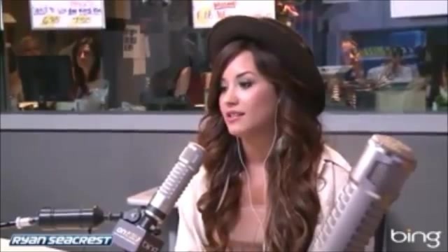 Demi Lovato\'s Interview with Ryan Seacrest -Skyscraper premier [Full] 2114