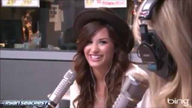 Demi Lovato\'s Interview with Ryan Seacrest -Skyscraper premier [Full] 1297