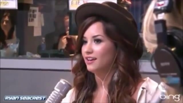 Demi Lovato\'s Interview with Ryan Seacrest -Skyscraper premier [Full] 0882