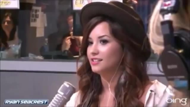 Demi Lovato\'s Interview with Ryan Seacrest -Skyscraper premier [Full] 0883