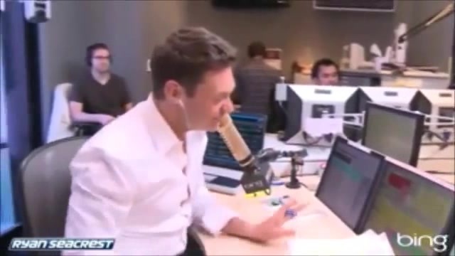 Demi Lovato\'s Interview with Ryan Seacrest -Skyscraper premier [Full] 1307