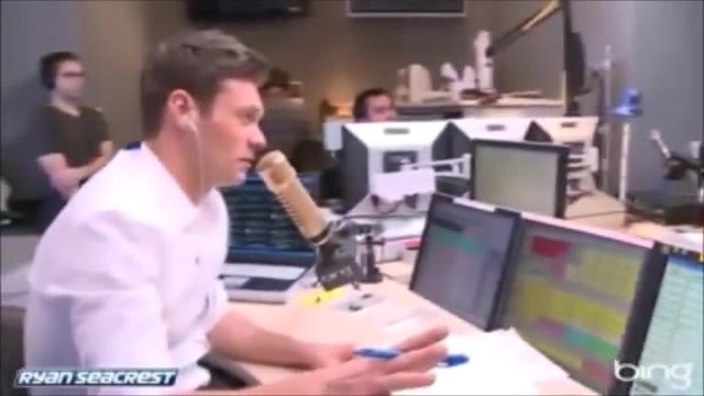 Demi Lovato\'s Interview with Ryan Seacrest -Skyscraper premier [Full] 2131