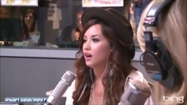 Demi Lovato\'s Interview with Ryan Seacrest -Skyscraper premier [Full] 1717