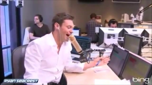 Demi Lovato\'s Interview with Ryan Seacrest -Skyscraper premier [Full] 1327