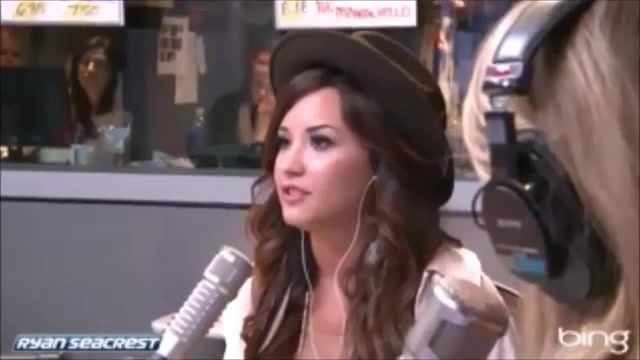 Demi Lovato\'s Interview with Ryan Seacrest -Skyscraper premier [Full] 1725 - Demilu Interview with Ryan Seacrest -Skyscraper premier Part oo3