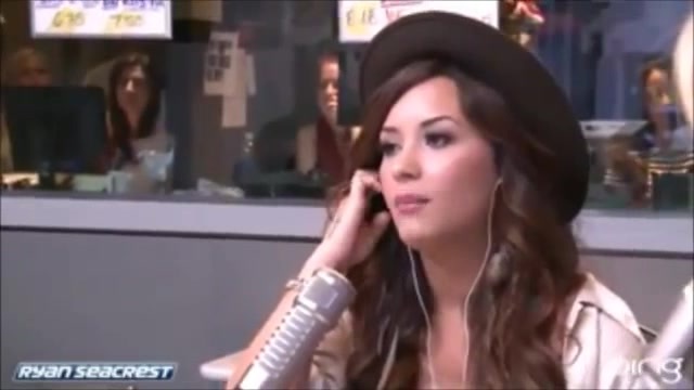 Demi Lovato\'s Interview with Ryan Seacrest -Skyscraper premier [Full] 2140