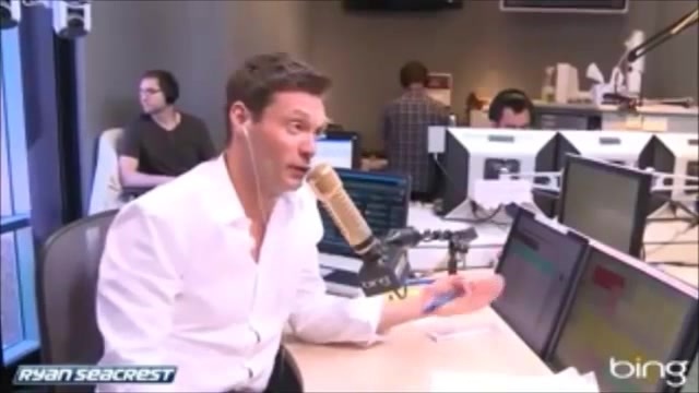 Demi Lovato\'s Interview with Ryan Seacrest -Skyscraper premier [Full] 1335