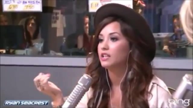 Demi Lovato\'s Interview with Ryan Seacrest -Skyscraper premier [Full] 2145