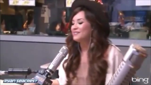 Demi Lovato\'s Interview with Ryan Seacrest -Skyscraper premier [Full] 2588
