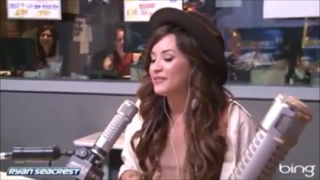 Demi Lovato\'s Interview with Ryan Seacrest -Skyscraper premier [Full] 2593