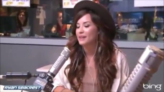 Demi Lovato\'s Interview with Ryan Seacrest -Skyscraper premier [Full] 2595
