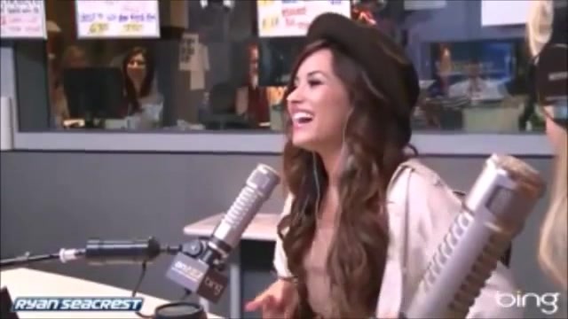 Demi Lovato\'s Interview with Ryan Seacrest -Skyscraper premier [Full] 2169
