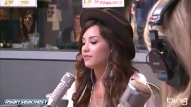 Demi Lovato\'s Interview with Ryan Seacrest -Skyscraper premier [Full] 1764