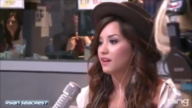 Demi Lovato\'s Interview with Ryan Seacrest -Skyscraper premier [Full] 0942
