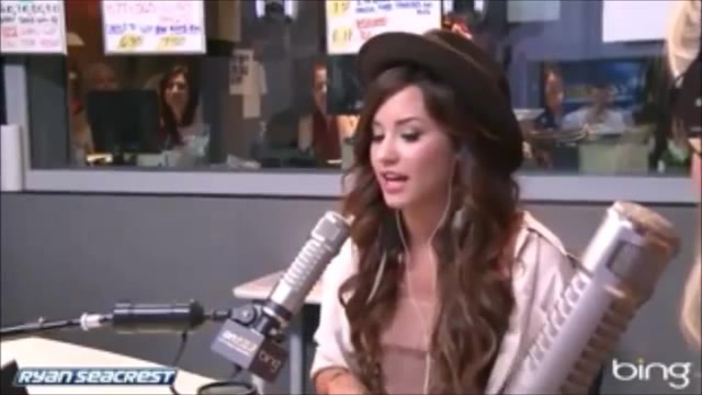 Demi Lovato\'s Interview with Ryan Seacrest -Skyscraper premier [Full] 2182