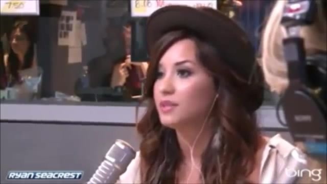 Demi Lovato\'s Interview with Ryan Seacrest -Skyscraper premier [Full] 0944