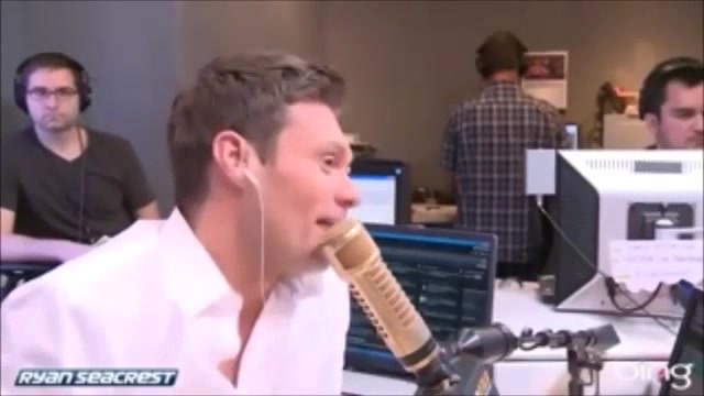 Demi Lovato\'s Interview with Ryan Seacrest -Skyscraper premier [Full] 1370 - Demilu Interview with Ryan Seacrest -Skyscraper premier Part oo2