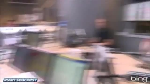 Demi Lovato\'s Interview with Ryan Seacrest -Skyscraper premier [Full] 2624 - Demilu Interview with Ryan Seacrest -Skyscraper premier Part oo5