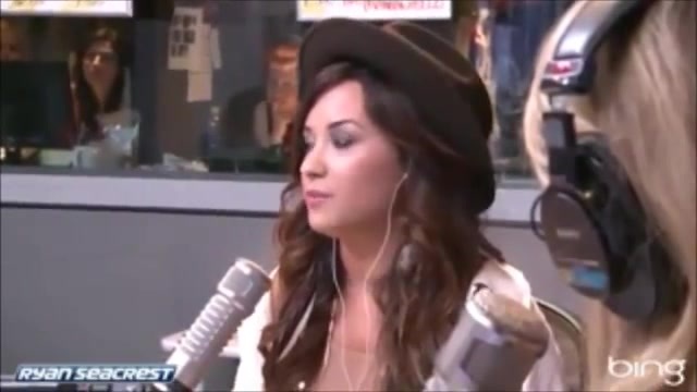 Demi Lovato\'s Interview with Ryan Seacrest -Skyscraper premier [Full] 1775