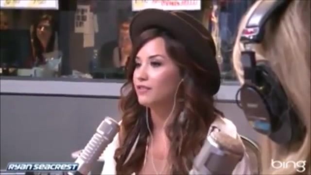 Demi Lovato\'s Interview with Ryan Seacrest -Skyscraper premier [Full] 1776