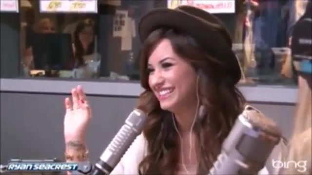 Demi Lovato\'s Interview with Ryan Seacrest -Skyscraper premier [Full] 2632 - Demilu Interview with Ryan Seacrest -Skyscraper premier Part oo5