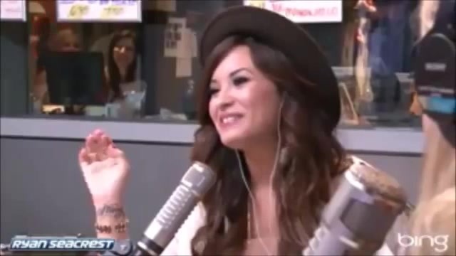 Demi Lovato\'s Interview with Ryan Seacrest -Skyscraper premier [Full] 2633 - Demilu Interview with Ryan Seacrest -Skyscraper premier Part oo5