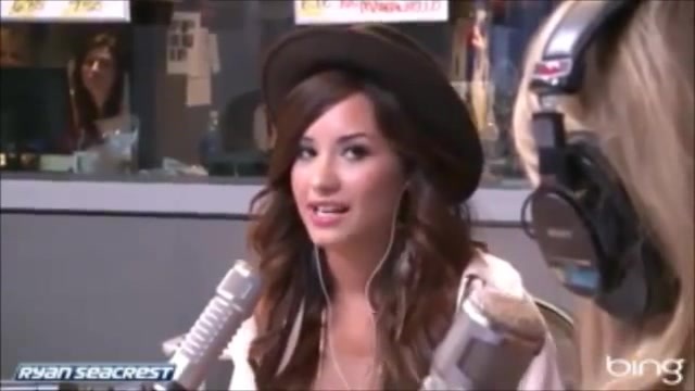 Demi Lovato\'s Interview with Ryan Seacrest -Skyscraper premier [Full] 1782 - Demilu Interview with Ryan Seacrest -Skyscraper premier Part oo3