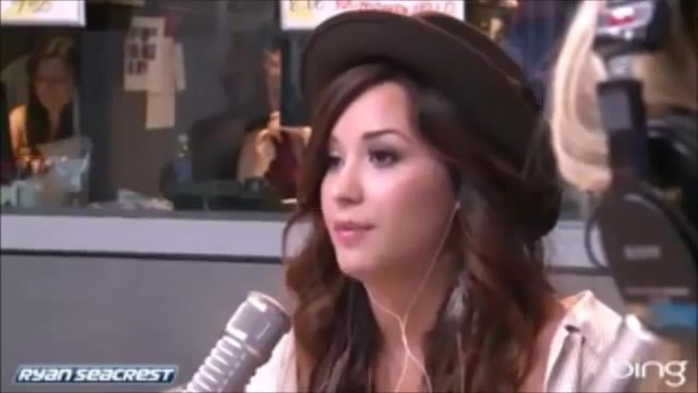 Demi Lovato\'s Interview with Ryan Seacrest -Skyscraper premier [Full] 0958 - Demilu Interview with Ryan Seacrest -Skyscraper premier Part oo1