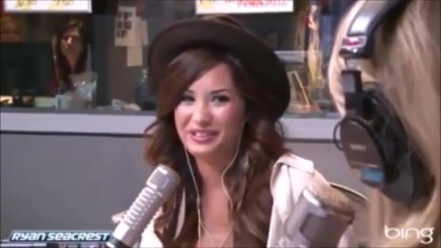 Demi Lovato\'s Interview with Ryan Seacrest -Skyscraper premier [Full] 1787 - Demilu Interview with Ryan Seacrest -Skyscraper premier Part oo3