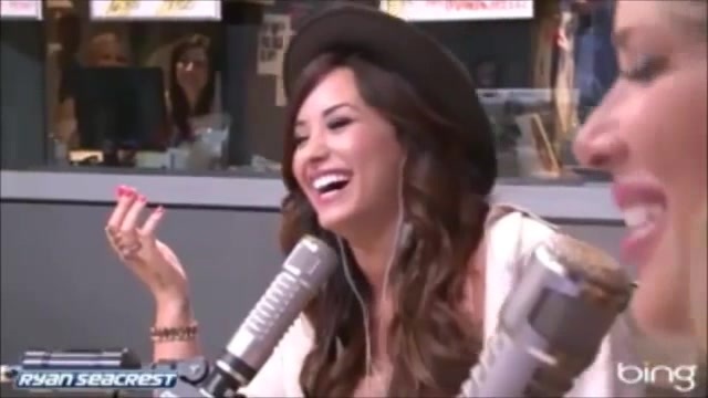 Demi Lovato\'s Interview with Ryan Seacrest -Skyscraper premier [Full] 2640 - Demilu Interview with Ryan Seacrest -Skyscraper premier Part oo5
