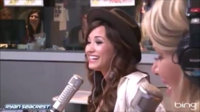 Demi Lovato\'s Interview with Ryan Seacrest -Skyscraper premier [Full] 1792