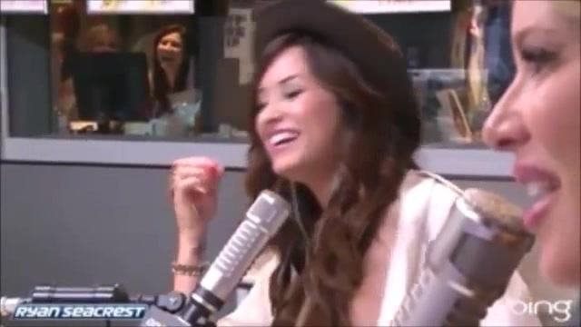 Demi Lovato\'s Interview with Ryan Seacrest -Skyscraper premier [Full] 2643 - Demilu Interview with Ryan Seacrest -Skyscraper premier Part oo5