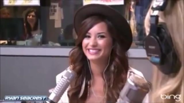 Demi Lovato\'s Interview with Ryan Seacrest -Skyscraper premier [Full] 1796