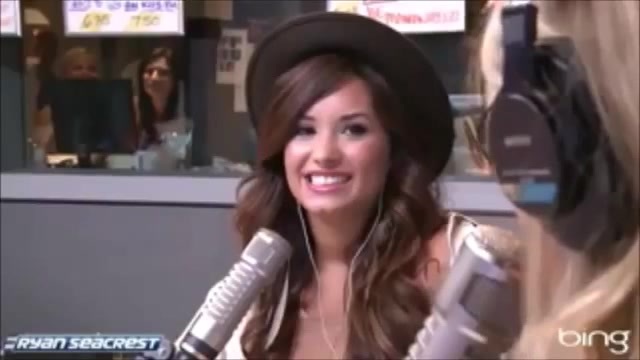 Demi Lovato\'s Interview with Ryan Seacrest -Skyscraper premier [Full] 2651 - Demilu Interview with Ryan Seacrest -Skyscraper premier Part oo5