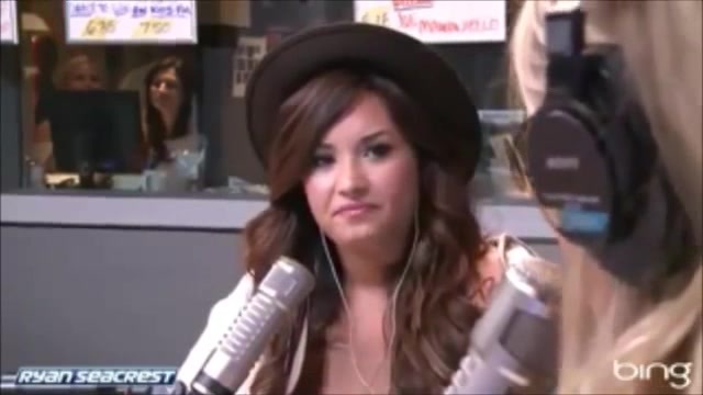 Demi Lovato\'s Interview with Ryan Seacrest -Skyscraper premier [Full] 2658 - Demilu Interview with Ryan Seacrest -Skyscraper premier Part oo5