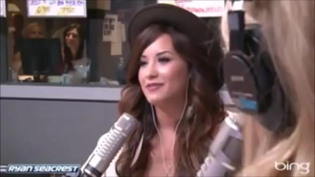 Demi Lovato\'s Interview with Ryan Seacrest -Skyscraper premier [Full] 2668 - Demilu Interview with Ryan Seacrest -Skyscraper premier Part oo5