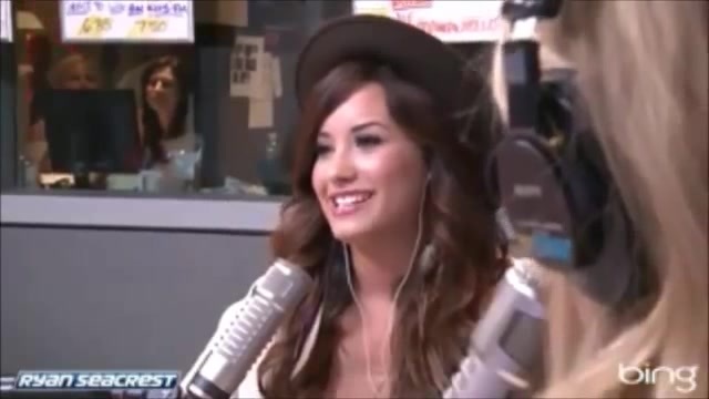Demi Lovato\'s Interview with Ryan Seacrest -Skyscraper premier [Full] 2669 - Demilu Interview with Ryan Seacrest -Skyscraper premier Part oo5