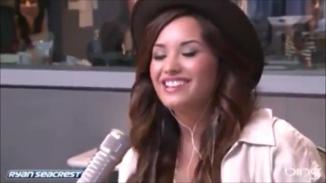 Demi Lovato\'s Interview with Ryan Seacrest -Skyscraper premier [Full] 0987