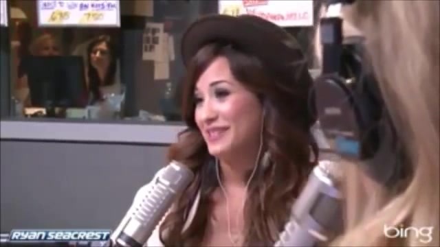 Demi Lovato\'s Interview with Ryan Seacrest -Skyscraper premier [Full] 2670 - Demilu Interview with Ryan Seacrest -Skyscraper premier Part oo5