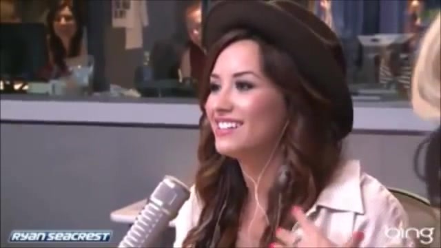 Demi Lovato\'s Interview with Ryan Seacrest -Skyscraper premier [Full] 0989