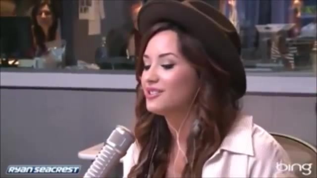 Demi Lovato\'s Interview with Ryan Seacrest -Skyscraper premier [Full] 0991