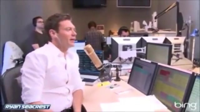 Demi Lovato\'s Interview with Ryan Seacrest -Skyscraper premier [Full] 2224