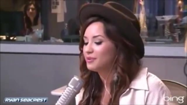 Demi Lovato\'s Interview with Ryan Seacrest -Skyscraper premier [Full] 0993